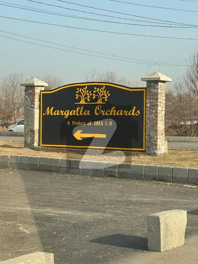 مارگلہ آرچرڈ اسلام آباد میں 14 مرلہ رہائشی پلاٹ 2.4 کروڑ میں برائے فروخت۔