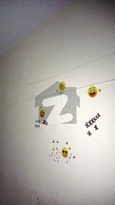 گلستانِِ جوہر ۔ بلاک 17 گلستانِ جوہر,کراچی میں 2 مرلہ کمرہ 15.0 ہزار میں کرایہ پر دستیاب ہے۔