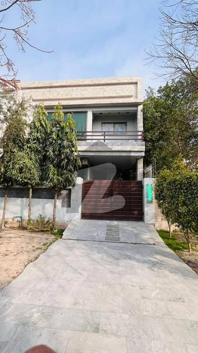 5 Marla House Available for Rent in DHA Phase 5