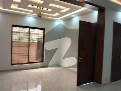 You Can Find A Gorgeous Facing Park House For sale In Bahria Nasheman - Sunflower You Can Find A Gorgeous Facing Park House For sale In Bahria Nasheman - Sunflower