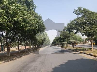 1 Kanal Plot Available For Sale