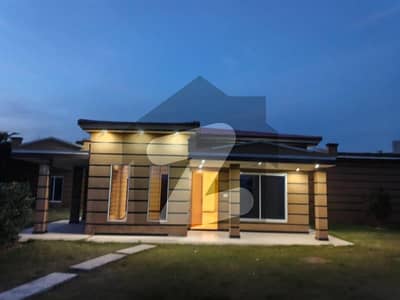 گلبرگ گرینز ۔ بلاک ڈی گلبرگ گرینز,گلبرگ,اسلام آباد میں 4 کمروں کا 10 کنال فارم ہاؤس 5.5 لاکھ میں کرایہ پر دستیاب ہے۔