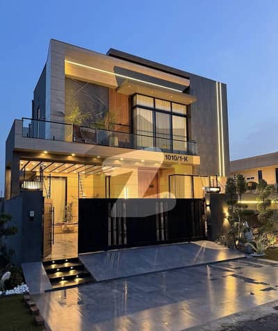 ڈی ایچ اے فیز 6 ڈیفنس (ڈی ایچ اے),لاہور میں 5 کمروں کا 1 کنال مکان 3.2 لاکھ میں کرایہ پر دستیاب ہے۔ ڈی ایچ اے فیز 6 ڈیفنس (ڈی ایچ اے),لاہور میں 5 کمروں کا 1 کنال مکان 3.2 لاکھ میں کرایہ پر دستیاب ہے۔