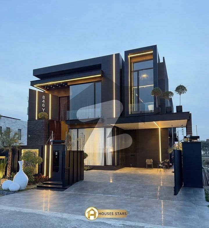 One Kanal Luxury Bungalow Located Near Carrefour Mall One Kanal Luxury Bungalow Located Near Carrefour Mall