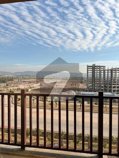 3Bed Diamond Flat for rent in galleria mall