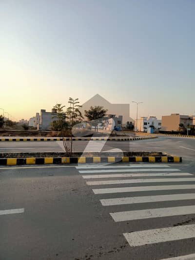 Back Of 100Fit Road 9 Town 5 Marla Plot For Sale