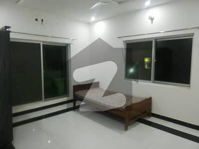 Flats For Rent Only For Bachelors