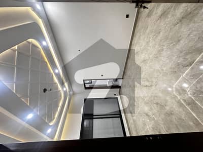 Double Storey 2 Unit House 6 Bedroom