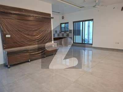 ڈی ایچ اے فیز 2 ڈیفنس (ڈی ایچ اے),لاہور میں 5 کمروں کا 1 کنال مکان 3.6 لاکھ میں کرایہ پر دستیاب ہے۔