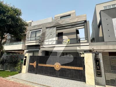 بحریہ ٹاؤن رفیع بلاک بحریہ ٹاؤن سیکٹر ای,بحریہ ٹاؤن,لاہور میں 5 کمروں کا 10 مرلہ مکان 3.6 کروڑ میں برائے فروخت۔