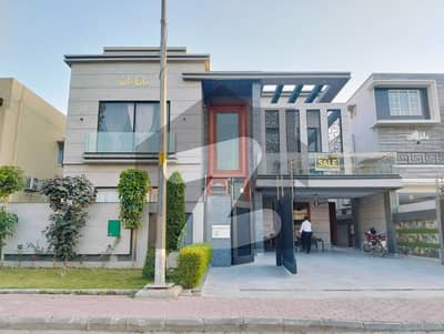 10 Marla Brand New House Available For Sale