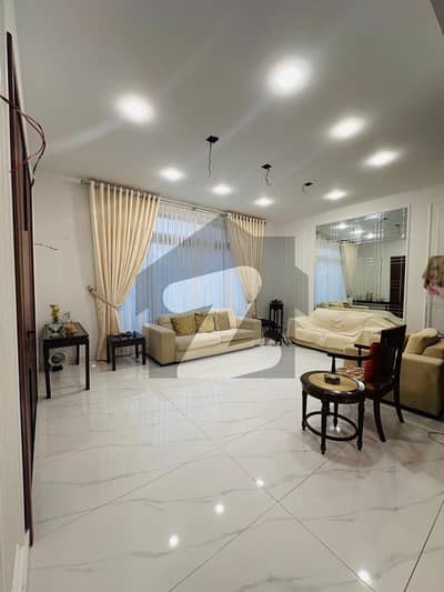 500 Yrds Used Beautiful Bungalow near Shaheen Available For Sale 500 Yrds Used Beautiful Bungalow near Shaheen Available For Sale