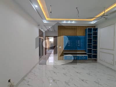 جناح گارڈنز فیز 1 جناح گارڈنز,ایف ای سی ایچ ایس,اسلام آباد میں 4 کمروں کا 7 مرلہ مکان 1.3 لاکھ میں کرایہ پر دستیاب ہے۔