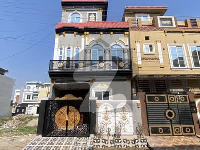 وائٹل ہومز ڈی ڈی وائٹل ہومز ہاؤسنگ سکیم,لاہور میں 3 کمروں کا 3 مرلہ مکان 1.3 کروڑ میں برائے فروخت۔