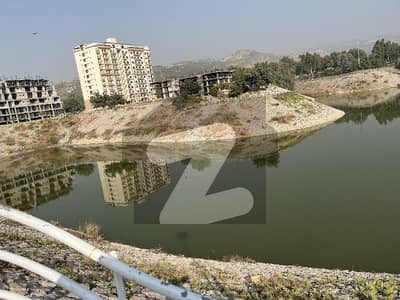 ایم پی سی ایچ ایس - بلاک جی ایم پی سی ایچ ایس ۔ ملٹی گارڈنز,بی ۔ 17,اسلام آباد میں 10 مرلہ رہائشی پلاٹ 1.3 کروڑ میں برائے فروخت۔