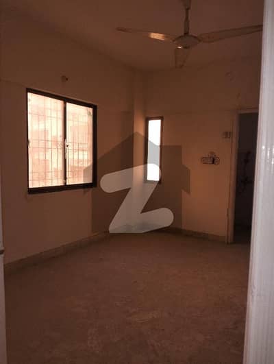 گلشنِ اقبال - بلاک 19 گلشنِ اقبال,گلشنِ اقبال ٹاؤن,کراچی میں 3 کمروں کا 5 مرلہ فلیٹ 1.3 کروڑ میں برائے فروخت۔