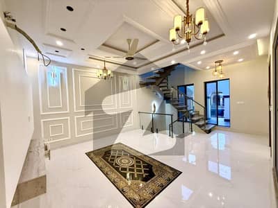 8 Marla 30*60 House For Sale In FMC - B17 Islamabad .