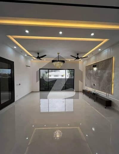 ڈی ایچ اے ڈیفینس فیز 2 ڈی ایچ اے ڈیفینس,اسلام آباد میں 3 کمروں کا 1 کنال بالائی پورشن 1.15 لاکھ میں کرایہ پر دستیاب ہے۔