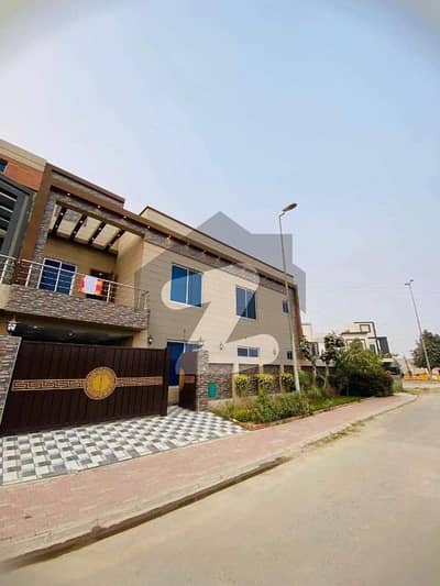 Corner 7Marla Slightly Used House For Sale In Sector E Jinnah block Bahria Town Lahore
