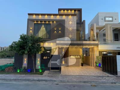 10 Marla Architect Designer house for sale hot location