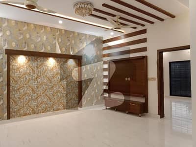 10 Marla Brand New House Available On Rent Bahria Town Lahore