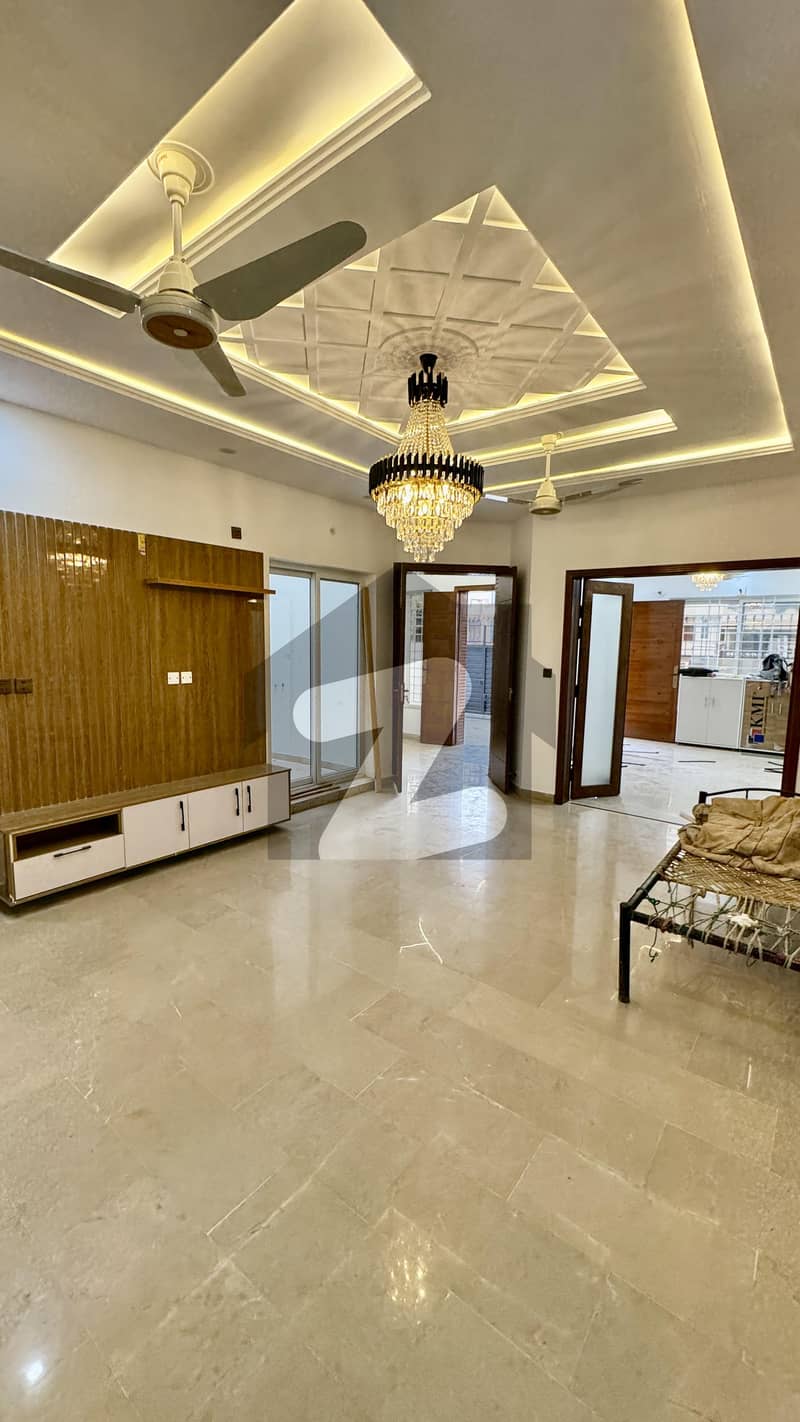 70 Feet Road 7 Marla (30x60) House For Sale In G-13/3 Islamabad 70 Feet Road 7 Marla (30x60) House For Sale In G-13/3 Islamabad