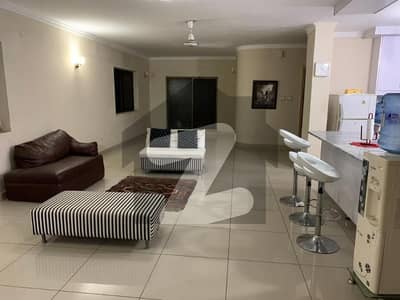 رحمان گارڈنز لاہور میں 3 کمروں کا 10 مرلہ فلیٹ 1.65 کروڑ میں برائے فروخت۔