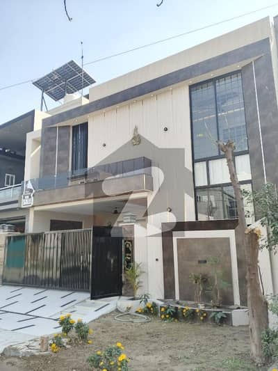 10 Marla House For Sale In LDA Avenue