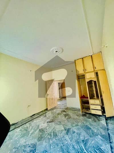 10 Marla Upper Portion For Rent In Margzar colony Near To Main Fori Rabta keray