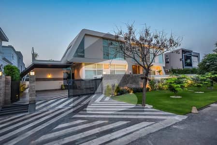 BRAND NEW 2 KANAL FULL BASEMENT AND FULLY FURNISHED WITH POOL, CINEMA AND ALL LUXURY AMENITIES SUPER HOT LOCATED BUNGALOW IS AVAILABLE IN THE BEST BLOCK OF DHA PHASE 6 BLOCK K NEAR DEFENCE RAYA LAHORE. ORIGINAL PICTURES ATTACHED.