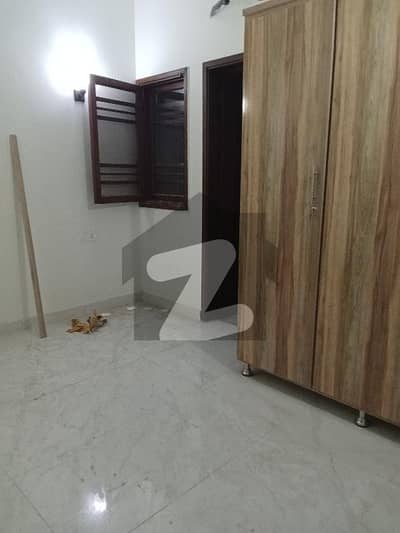 دھوراجی کالونی گلشنِ اقبال ٹاؤن,کراچی میں 3 کمروں کا 6 مرلہ بالائی پورشن 1.0 لاکھ میں کرایہ پر دستیاب ہے۔