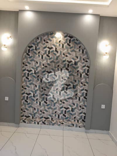 کینال ویو ہاؤسنگ سکیم گوجرانوالہ میں 4 کمروں کا 5 مرلہ مکان 60.0 ہزار میں کرایہ پر دستیاب ہے۔