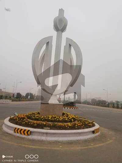 8M for sale open form  no tex no transfer fee  direct bahria to own your name