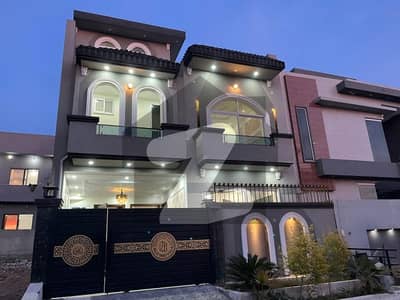 Ideally Located House Of 5 Marla Is Available For sale In Islamabad