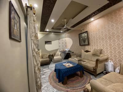 گلستانِ جوہر کراچی میں 3 کمروں کا 9 مرلہ فلیٹ 55.0 ہزار میں کرایہ پر دستیاب ہے۔