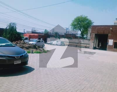 گجّومتہ لاہور میں 11 کمروں کا 24 کنال گودام 45.5 لاکھ میں کرایہ پر دستیاب ہے۔