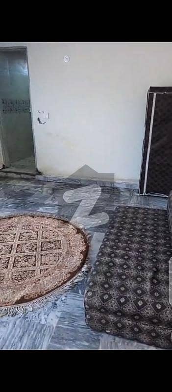 آئی ۔ 10/2 آئی ۔ 10,اسلام آباد میں 1 کمرے کا 5 مرلہ کمرہ 30.0 ہزار میں کرایہ پر دستیاب ہے۔