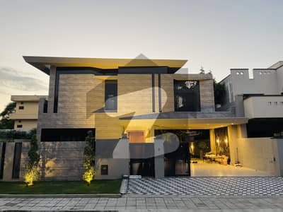 ڈی ایچ اے ڈیفینس فیز 5 ڈی ایچ اے ڈیفینس,اسلام آباد میں 5 کمروں کا 1 کنال مکان 11.75 کروڑ میں برائے فروخت۔