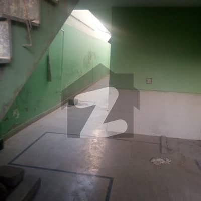 گلشنِ اقبال گلشنِ اقبال ٹاؤن,کراچی میں 3 کمروں کا 10 مرلہ زیریں پورشن 75.0 ہزار میں کرایہ پر دستیاب ہے۔