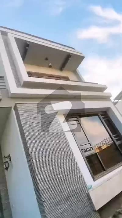 ڈی ایچ اے فیز 8 ڈی ایچ اے ڈیفینس,کراچی میں 5 کمروں کا 1 کنال مکان 18.0 کروڑ میں برائے فروخت۔