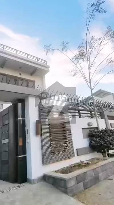 ڈی ایچ اے فیز 8 ڈی ایچ اے ڈیفینس,کراچی میں 5 کمروں کا 1 کنال مکان 18.0 کروڑ میں برائے فروخت۔ ڈی ایچ اے فیز 8 ڈی ایچ اے ڈیفینس,کراچی میں 5 کمروں کا 1 کنال مکان 18.0 کروڑ میں برائے فروخت۔