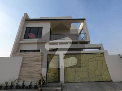 Elegant 300 Square Yards House For Sale Prime Location DHA Ph 8