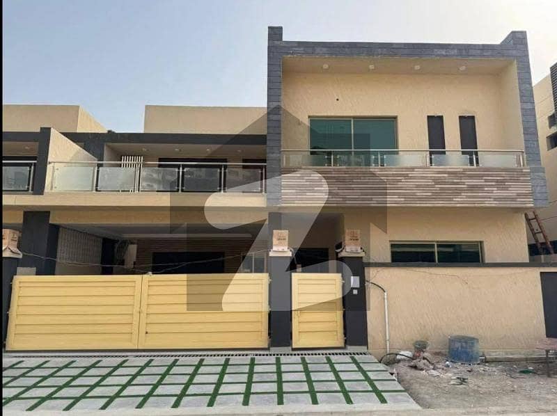 FOR SALE 300SQY BRAND NEW BANGLOW FOR SALE 300SQY BRAND NEW BANGLOW