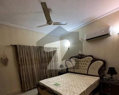 ماڈل ٹاؤن لاہور میں 5 کمروں کا 1 کنال مکان 2.85 لاکھ میں کرایہ پر دستیاب ہے۔