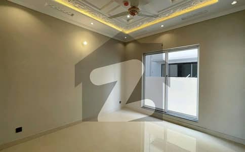 A 20 Marla Upper Portion In Lahore Is On The Market For rent
