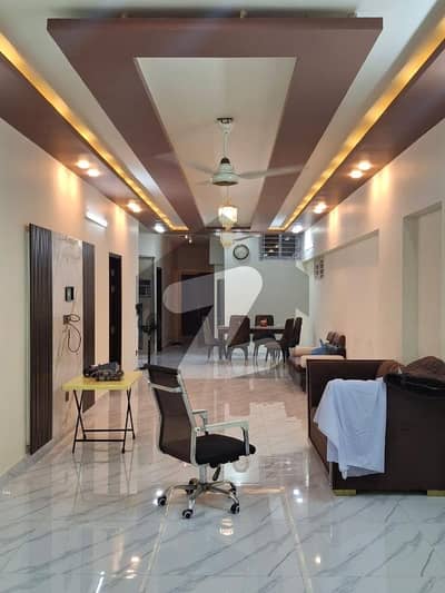 2400 Square Feet Flat In Amil Colony Is Available