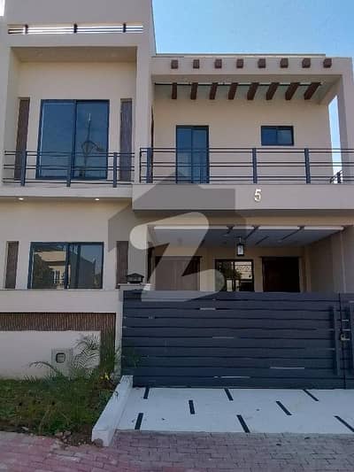 بحریہ انکلیو بحریہ ٹاؤن,اسلام آباد میں 3 کمروں کا 10 مرلہ بالائی پورشن 70.0 ہزار میں کرایہ پر دستیاب ہے۔ بحریہ انکلیو بحریہ ٹاؤن,اسلام آباد میں 3 کمروں کا 10 مرلہ بالائی پورشن 70.0 ہزار میں کرایہ پر دستیاب ہے۔