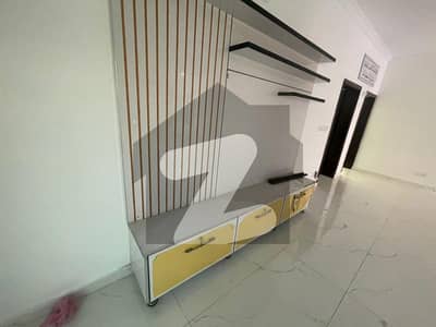 بحریہ ٹاؤن فیز 7 بحریہ ٹاؤن راولپنڈی,راولپنڈی میں 6 کمروں کا 1 کنال مکان 2.6 لاکھ میں کرایہ پر دستیاب ہے۔