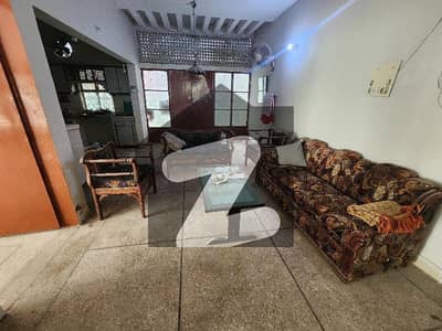 گلشنِ اقبال - بلاک 3 گلشنِ اقبال,گلشنِ اقبال ٹاؤن,کراچی میں 3 کمروں کا 16 مرلہ مکان 7.9 کروڑ میں برائے فروخت۔