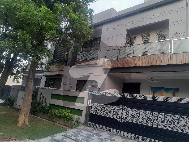 10-Marla Brand New House For Sale Wapda City 10-Marla Brand New House For Sale Wapda City